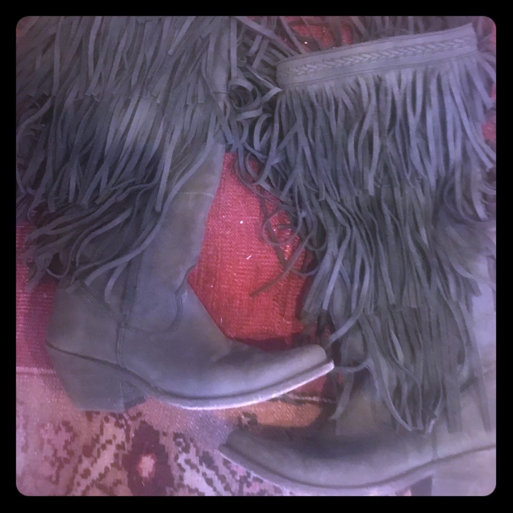 LIBERTY BLACK 3 tier fringe cowboy boots!!FABULOUS